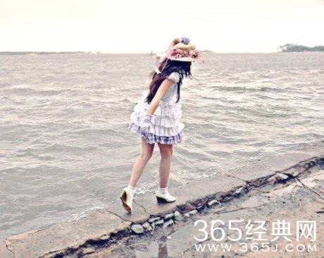 早安心语：无需匆忙，不要将就缘分到了，就一定会在一起。2015.09.07