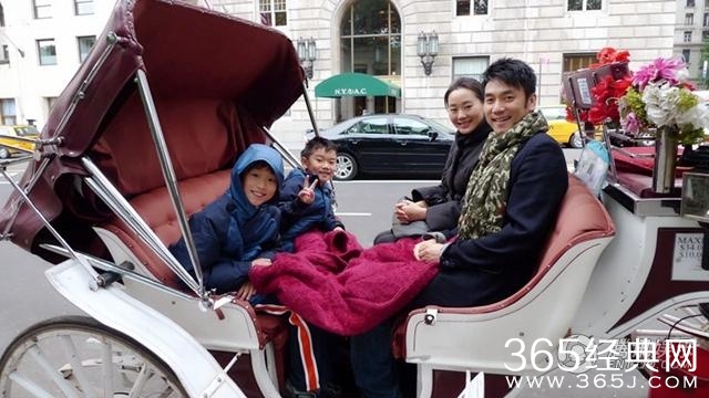 林依轮全家福曝光 一家人幸福满满晒照片