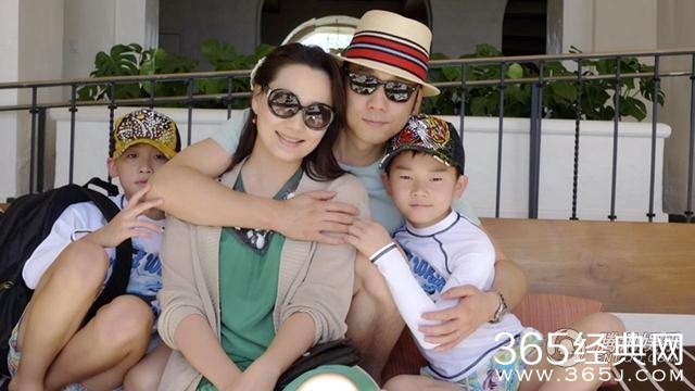 林依轮全家福曝光 一家人幸福满满晒照片