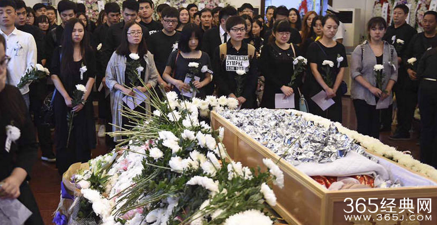 周云露告别式什么时候举行？周云露告别式举行上百师生泪别