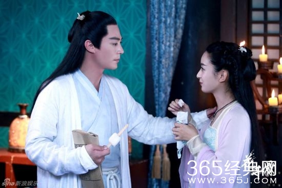 赵丽颖和霍建华是什么关系