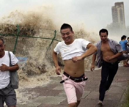 经典哥：这年头论最佳社会演员是谁？2015.09.11