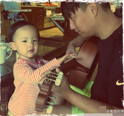 黄磊二胎女儿叫什么名字 黄磊二胎女儿正面照曝光