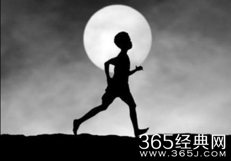 你可以哭泣，但不要忘了奔跑