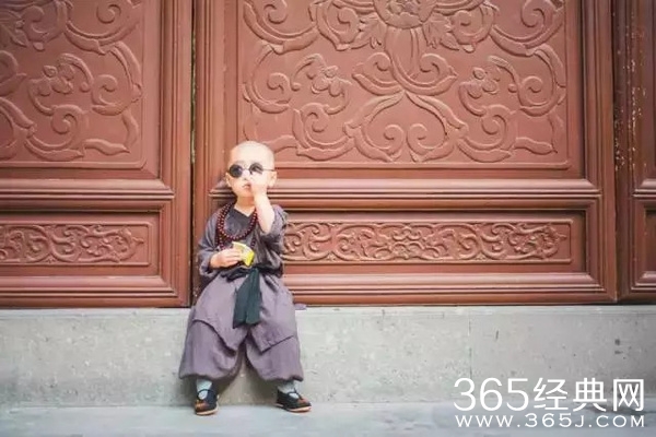 灵隐寺最萌小和尚腾腾海量萌照 年仅两岁萌翻网友