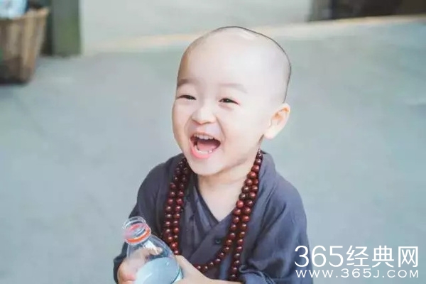 灵隐寺最萌小和尚腾腾海量萌照 年仅两岁萌翻网友