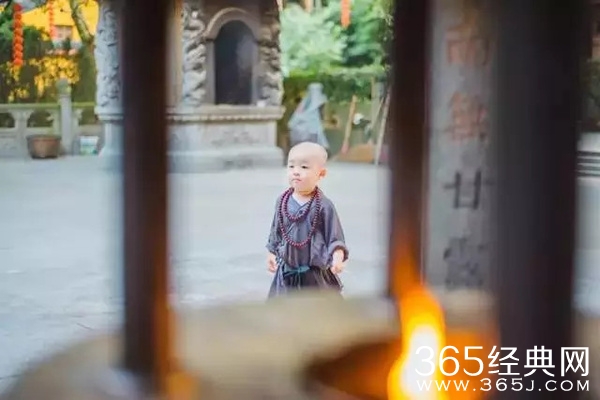灵隐寺最萌小和尚腾腾海量萌照 年仅两岁萌翻网友