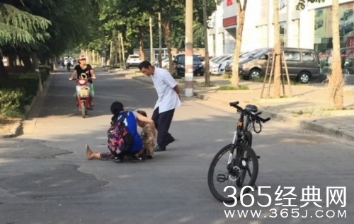 女学生扶老太太被讹事件真相 目击者作证女大学生承认撞人