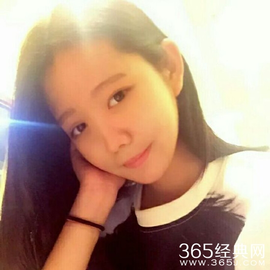 变形计高畅女友照片资料曝光 皮肤白嫩显清纯