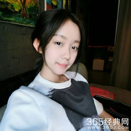 变形计高畅女友照片资料曝光 皮肤白嫩显清纯