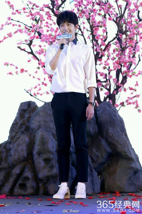 杨洋新倩女幽魂初见首秀礼完整版视频在线观看