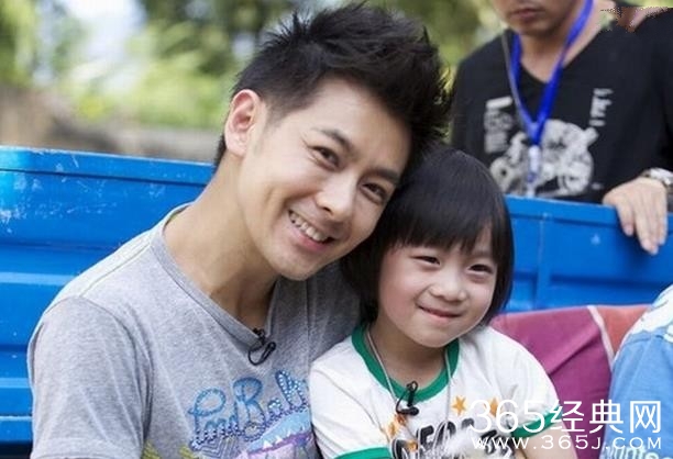 中国爸爸弱抱 中国的好爸爸究竟去哪儿了？