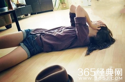 房客搞上房东女儿 房东捧打房客拆散鸳鸯