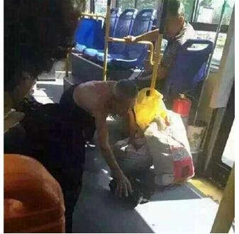 经典哥：人活着就是为了钱！2015.09.21