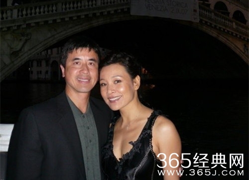 影后陈冲和二婚丈夫彼得亲密照曝光 大秀恩爱羡煞旁人