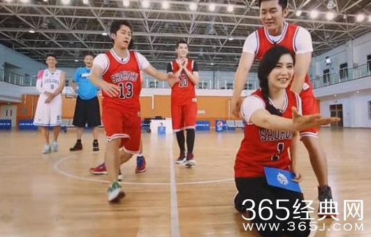 挑战者联盟第20150919期范爷下跪是怎么回事？挑战者联盟范爷为什么要下跪？