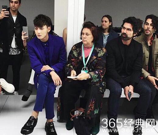 黄子韬伦敦看秀为什么迟到 黄子韬回应看秀迟到原因真相