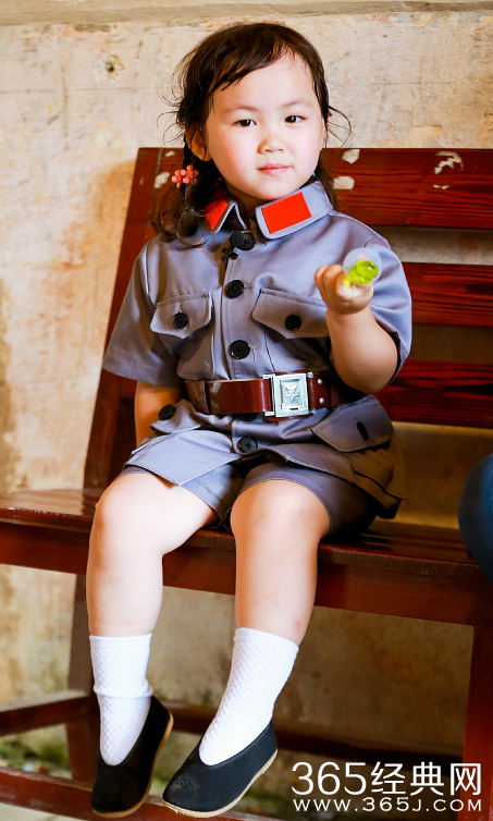 爸爸去哪儿3第20150925期双娜驾到 黄嘉千替夫出征 节目预告视频在线观看