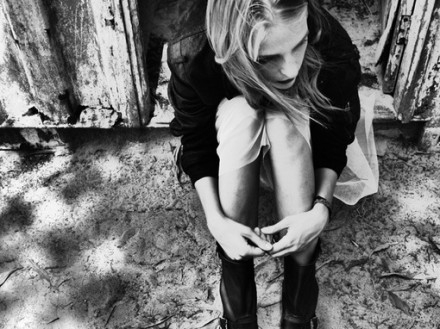 早安心语：手不要给别人牵，怀抱也要留给我。2015.09.25