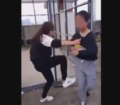 网曝南昌女生99秒内遭人扇32记耳光