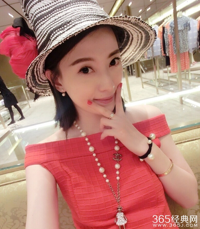 薛之谦被曝离婚 净身出户已证实