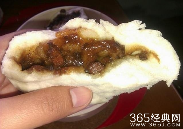肢解女子做叉烧包出售 真实的人肉叉烧包