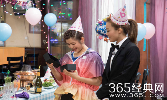 陈妍希生日是什么时候？陈妍希生日当天遭整蛊当众落泪