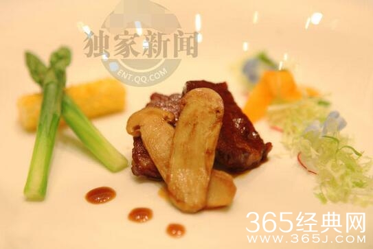 黄晓明Baby婚礼酒席菜单揭秘 餐具定制寓意很深