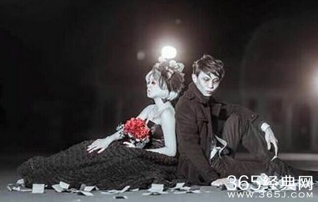 新人墓地拍新婚照撒冥币 两人妆容犹如吸血鬼般恐怖