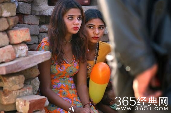 肯尼亚9岁嫁78岁老翁 女性阴蒂割除实录惨痛过程