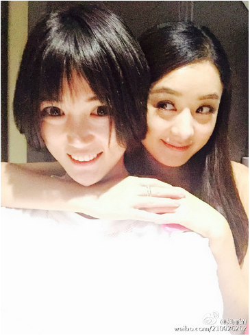 赵丽颖欧阳娜娜一起出柜怎么回事？赵丽颖欧阳娜娜戒指曝光