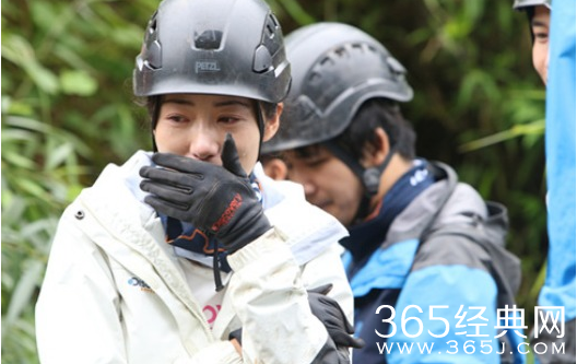 跟着贝尔韩雪吃蚯蚓是哪一期？韩雪敢吃蚯蚓什么时候播？