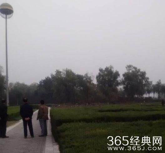 夜跑女教师吕某尸体被发现现场照 下身赤裸惨遭性侵