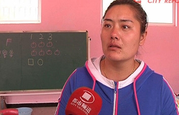 新闻哥：大尺度裸体性教育！2015.10.21