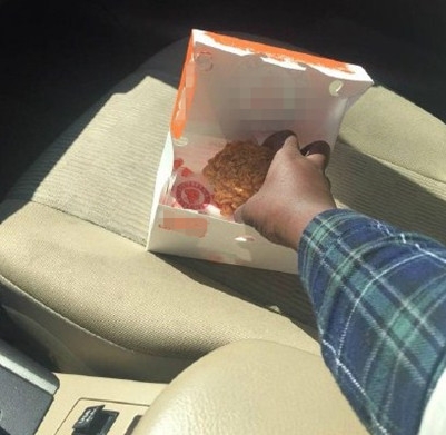 新闻哥：大尺度裸体性教育！2015.10.21