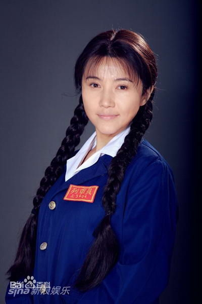 岁月如金柏铃是谁演的