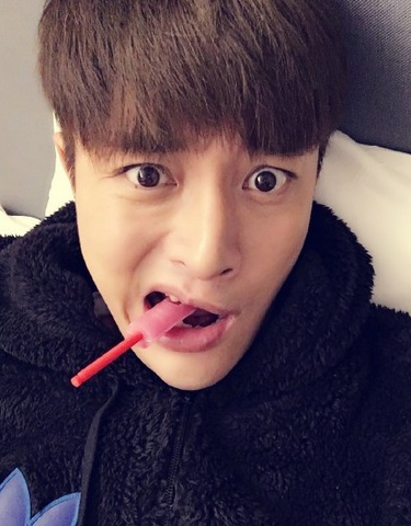 《小亮亮@好笑头条君》是什么节目  贾乃亮首次担当脱口秀主持