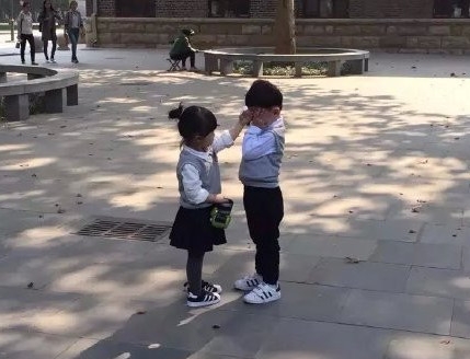 新闻哥：变态凶徒捅人菊花！2015.10.23