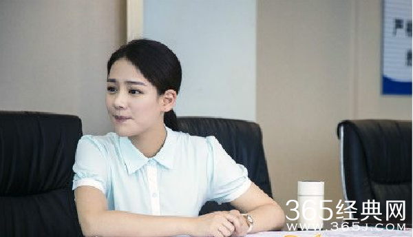 他来了请闭眼红叶山庄杀人案是怎么破案的