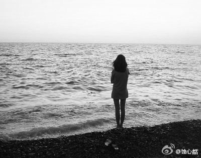 早安心语：我不想说什么情话，只想穿过手机抱抱你。2015.10.30