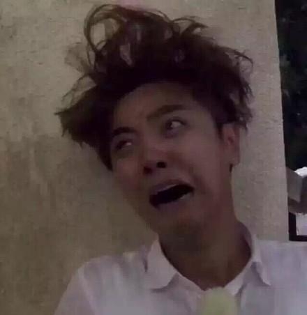 新闻哥：能辨认女汉子的慧眼！2015.10.30