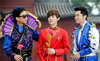 奔跑吧兄弟第三季66人跳长绳 跑男3第一期跳长绳创世界纪录