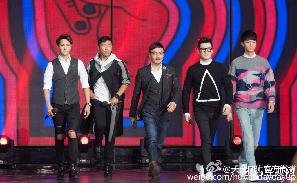 天天向上最新一期刘畅成代班主持 刘畅代替小五主持天天向上