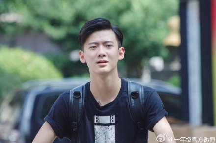 一年级大学季第一期赵顺然为什么被淘汰