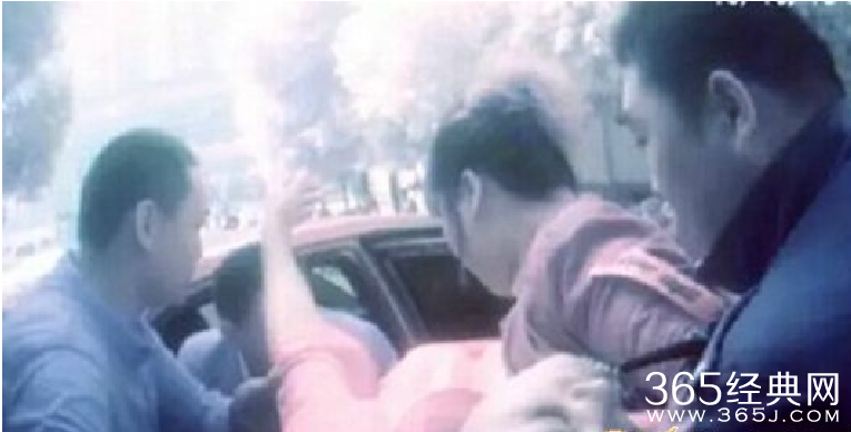 抛新娘没接住摔成脑震荡 新娘真的摔成脑震荡了吗