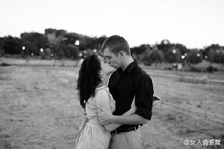 早安心语：时间告诉我，无理取闹的年龄已经过了，该懂事了！2015.11.02