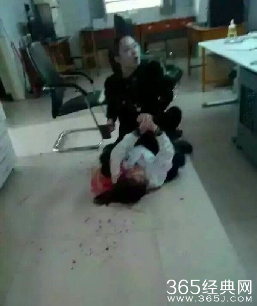 河南一年轻女医生被砍7刀 目前在ICU救治