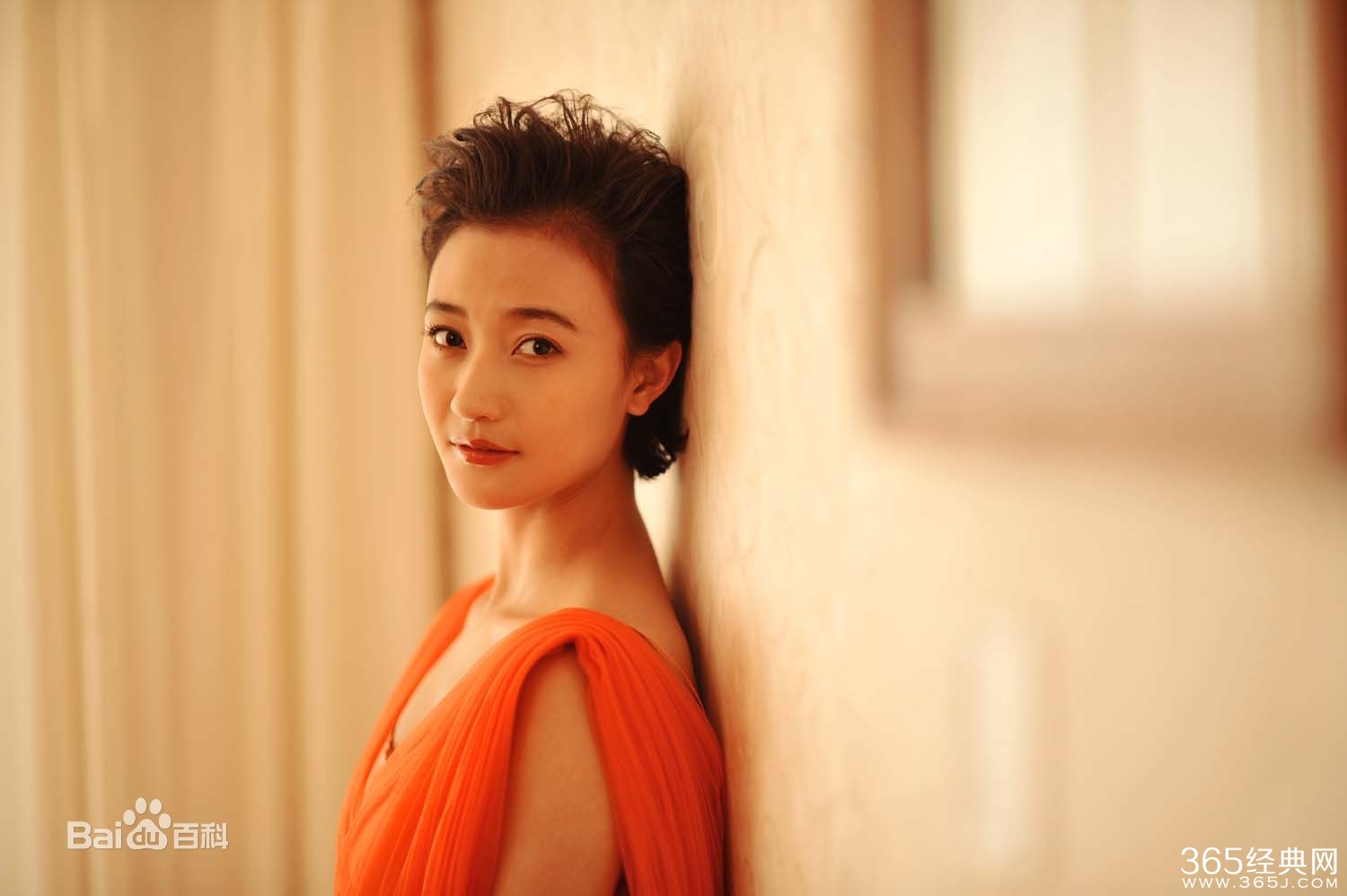 岁月如金石方圆是谁演的