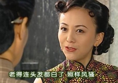 新闻哥：不努力还怪爹妈没权势！2015.11.04