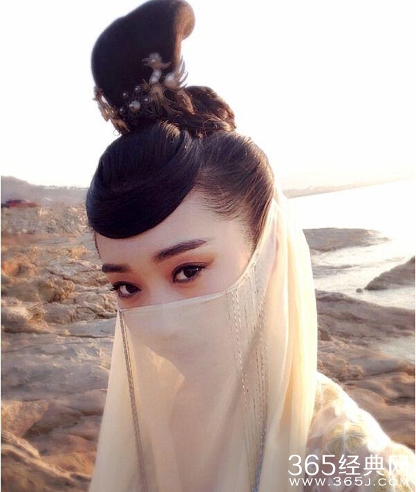 《灵魂摆渡2》翡翠是谁演的